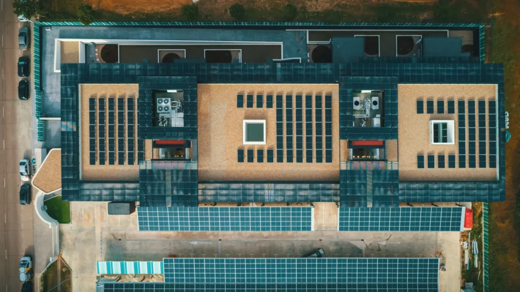 Transforma tu edificio con placas solares fotovoltaicas