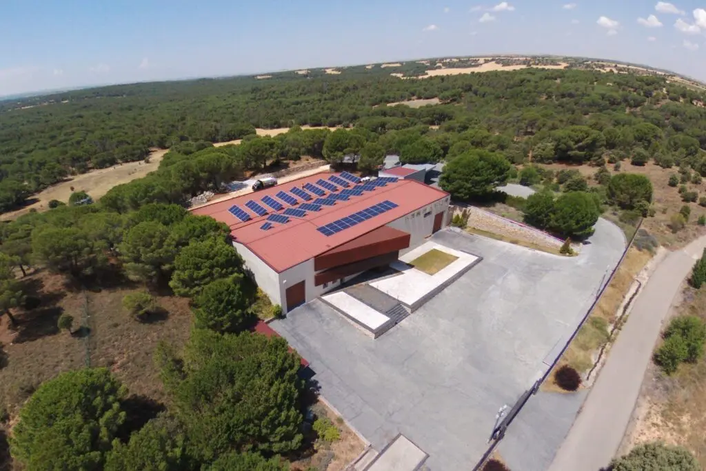 Instalacion-fotovoltaica-autoconsumo-Bodega-Ferratus
